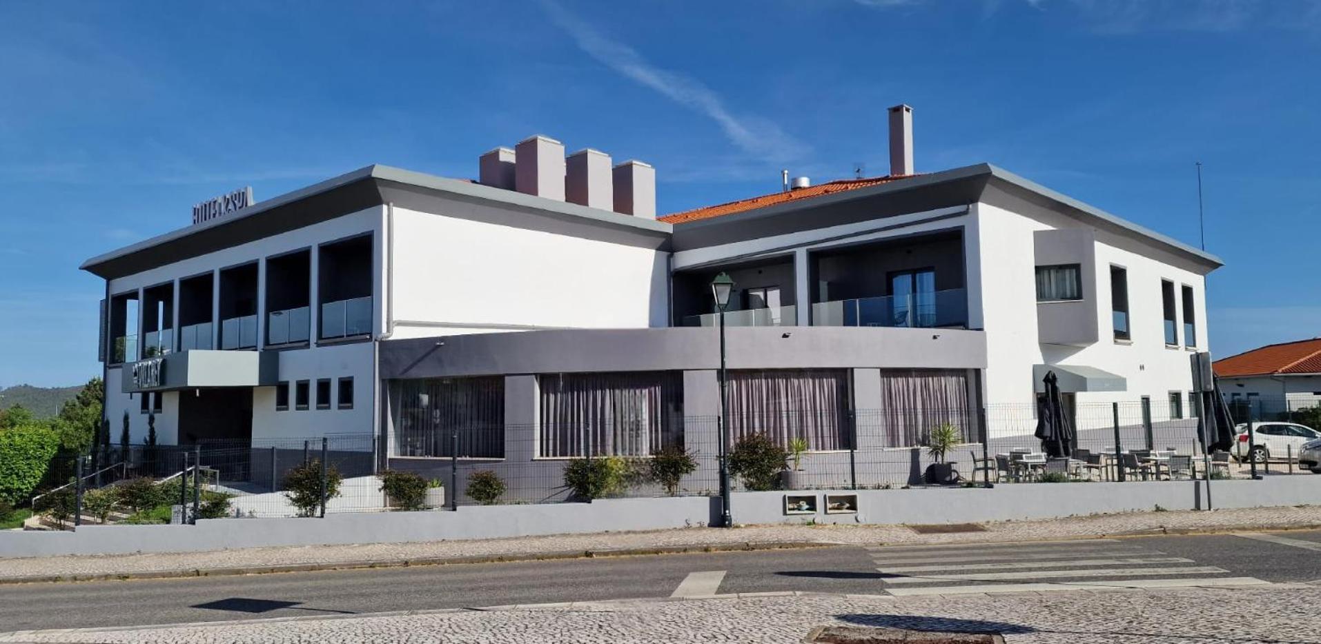 Villa Rey Spa & Hotel Vila de Rei Exterior photo